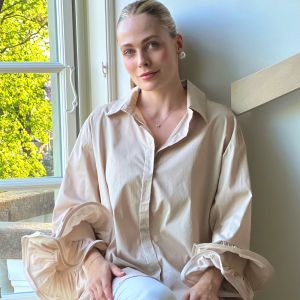 Bluse m/volangerm, beige, one size