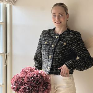 Kort Bouclejakke sort m/gulldetaljer