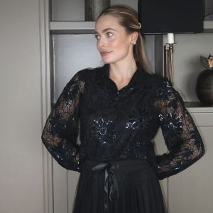 Elly White Bluse med blonde Black