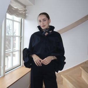 Bluse m/volangerm Navy One size