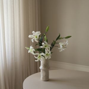 Elegant Lily Bouquet White