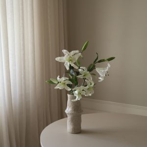 Elegant Lily Bouquet White