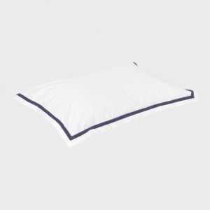 Percale Øko Putevar m/blått bånd, 50x70