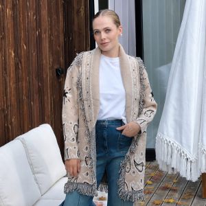 Orlinn frynsejakke Light Beige One Size AW26